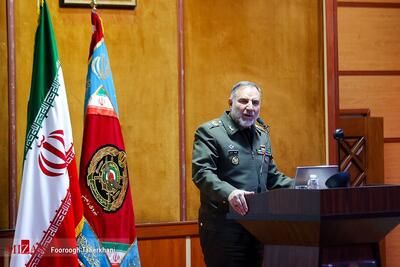 فرمانده نیروی زمینی ارتش: صدها فروند پهپاد انهدامی مواضع راهبردی رژیم صهیونیستی را منهدم کردند