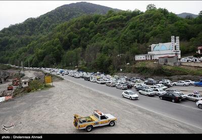 بازگشایی دوطرفه محور هراز پس از تخلیه بار ترافیکی سنگین - تسنیم