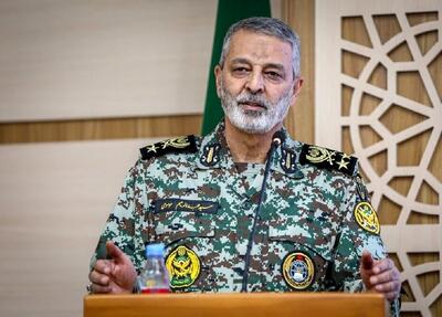عکس/ «سرلشکر موسوی جانشین سرلشکر باقری» در جبهه؛ دهه ۶۰