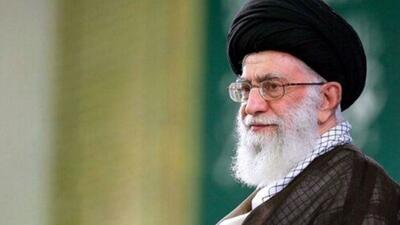 حضرت آیت‌الله خامنه‌ای: آمریکایی‌ها بدانند ملت ایران تسلیم‌شدنی نیست و هرگونه ورود نظامی آنها بدون تردید با صدمه جبران‌ناپذیر همراه خواهد بود