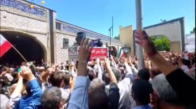 رجزخوانی کلامی زنجانی در تشییع پیکر شهدای حمله اسرائیل به زنجان (فیلم)