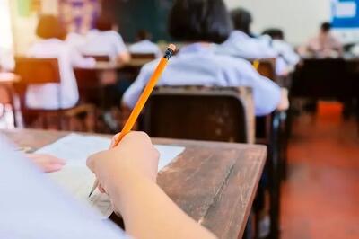 سخنگوی کمیسیون آموزش مجلس: زمان کنکور  تغییر می‌کند