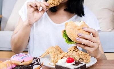 چگونه جلوی پرخوری ناشی از استرس را بگیریم؟
