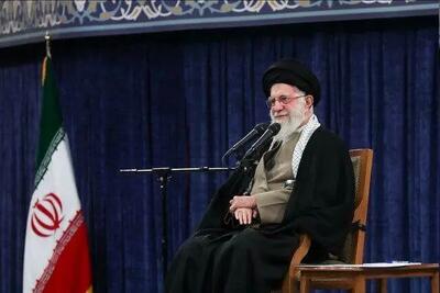 ملت ایران تسلیم‌شدنی نیست/ آمریکایی‌ها بدانند هرگونه ورود نظامی آمریکا بدون تردید با صدمه جبران‌ناپذیر همراه خواهد بود