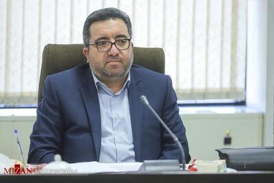 بازدید میدانی رئیس سازمان ثبت اسناد و املاک کشور از سامانه‌های الکترونیکی و استمرار خدمت‌رسانی به مردم
