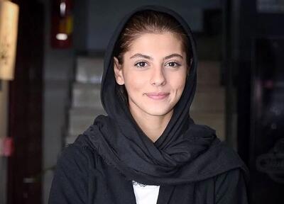 استوری احساسی مهسا طهماسبی در پی حملات اخیر اسرائیل به ایران:  وطنم را برایم بگذارید !