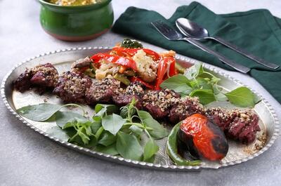طرز تهیه کباب ترش اصیل گیلانی ؛ نرم و آبدار و خوش طعم