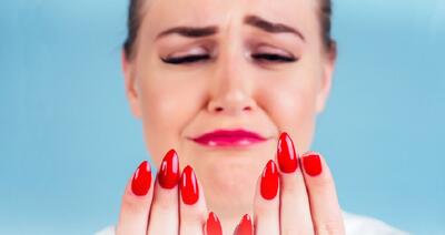 دلایل شکنندگی ناخن و مواد گیاهی موثر در درمان شکنندگی ناخن ها