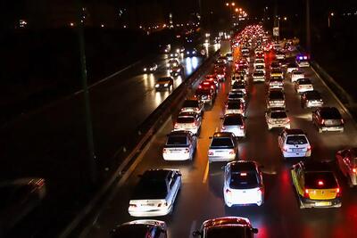 ترافیک پرحجم در ورودی‌های تهران؛ موج بازگشت مردم به پایتخت/فیلم