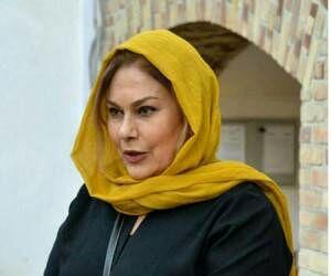 چو ایران نباشد مهرانه مهین‌ترابی / ما ملت عجیب غریب و زیبایی هستیم
