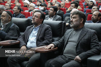 مداحان، پای کار ایران به میدان آمدند؛ در کنار ایران و ملت ایستاده ایم