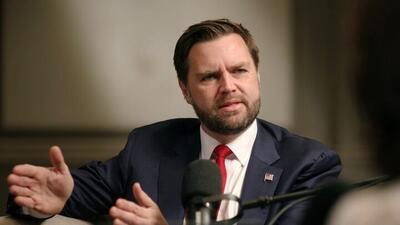 سخنان مضحک معاون ترامپ: ما با ایران در جنگ نیستیم