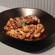 پاستا با استیک گوشت گوساله خیلی دلبر و جذابه!