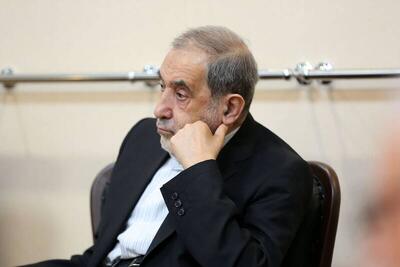 هشدار مشاور رهبر انقلاب به کشورهای منطقه/ تذکر کنایه آمیز درباره تنگه هرمز/ آمریکا به قلب جهان اسلام حمله کرده و ...