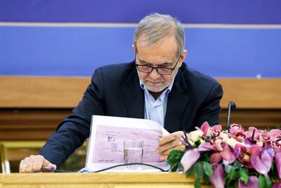ما به جهانیان نشان خواهیم داد که این ملت بزرگ، ‎شکست ناپذیر است