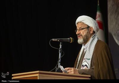 وحدت ملی و تبعیت از مقام معظم رهبری رمز عبور از بحران‌های بین‌المللی است - تسنیم