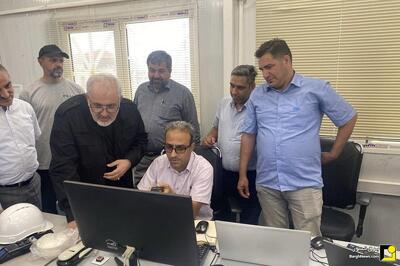 سنکرون نخستین نیروگاه صددرصد ایرانی مقیاس متوسط در ری با حضور وزیر نیرو