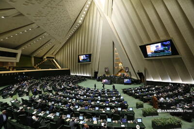 اقدام نمایندگان مجلس برای خروج از NPT