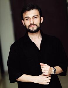 استوری جنجالی بازیگر نقش میثم در سریال زخم کاری به حمله موشک ایران به اسراییل + عکس