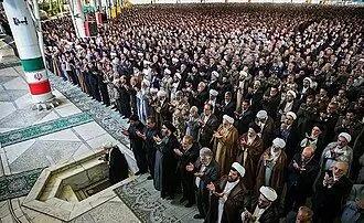 قیمت طلا، سکه و دلار در پایان بازار دوشنبه ۲ تیر ۱۴۰۴؛ قیمت طلا در بازار ایران و جهان معکوس شد