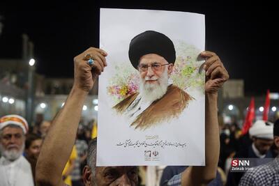 در میدان علم و مقاومت کنار رهبر انقلاب ایستاده‌ایم
