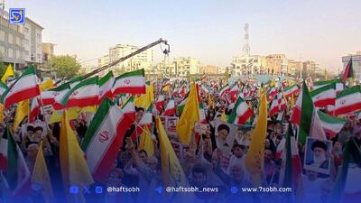 تجمع مردم تهران برای تقدیر از نیروهای مسلح
