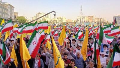 اجتماع مردمی در حمایت و تقدیر از نیروهای مسلح |  ببینید