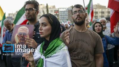گزارش تصویری/ تجمع بشارت فتح در میدان انقلاب