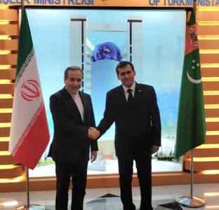 سفر وزیر امور خارجه به عشق آباد؛ عراقچی با وزیر خارجه ترکمنستان دیدار کرد