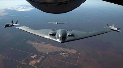 فیلم دیده نشده و بی‌سابقه از داخل کابین بمب افکن B-2!