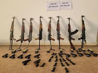 ویدئو| دادستان عمومی سیستان بلوچستان: محموله بزرگ سلاح و مهمات آمریکایی کشف و ضبط شد