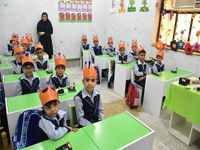 حکیم زاده: فرصت ثبت‌نام کلاس‌اولی‌ها تا پایان تیر تمدید شد