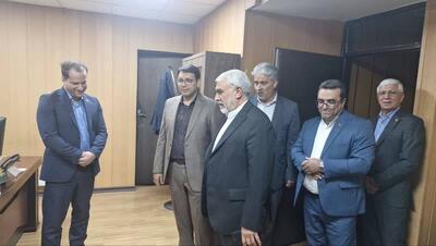 بازدید دکتر جوادی، مدیرعامل موسسه اعتباری ملل، از واحدهای خدمت رسان صف و ستاد - سایت خبری اقتصاد پویا