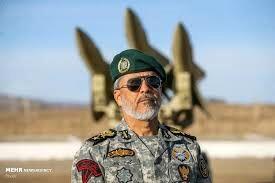 عکسی دیده نشده از دریادار سیاری در محدوده تنگه هرمز