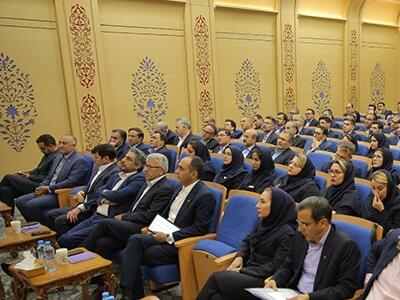 تکریم مشتریان، لازمه صیانت از برند بانک است.