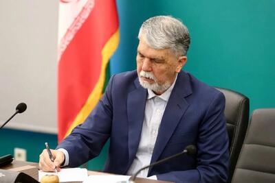 فرهیختگان فرهنگ و هنر بار دیگر نشان دادند، قلب‌شان برای ایران می‌تپد