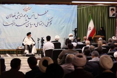 آیت‌الله علم‌الهدی: توطئه و نفوذ ابزار دشمن برای ایجاد ناامنی داخلی است | شناسایی نیرو‌های نفوذی دشمن با تقویت بسیج