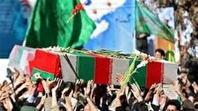 وداع با شهید مدافع وطن ،  تشییع پیکر سردارشهیدقبادالفتی باحضور گسترده مردم کامیاران