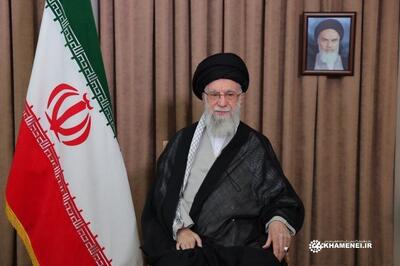 رهبر انقلاب : آمریکا در حمله به مراکز هسته ای ما نتوانست کار مهمی انجام بدهد