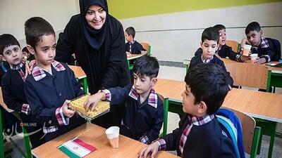فرصت ثبت‌نام کلاس‌اولی‌ها تا پایان تیر تمدید شد