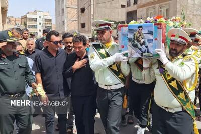 پیکر شهید مدافع میهن «محمد ضیا» در پاکدشت تشییع شد