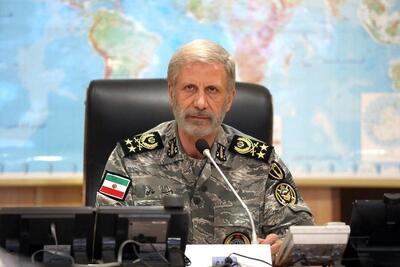 امیر حاتمی: نشان زرین ایثار و شجاعت، شایسته ملت میهن‌دوست و محتشم است