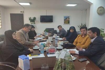 لزوم تولید برنامه‌های تلویزیونی با هدف تقویت زبان و ادبیات فارسی