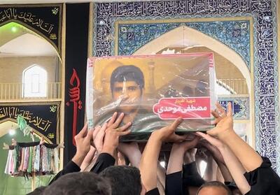 بدرقه باشکوه شهید مصطفی موحدی در یزد - تسنیم
