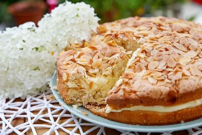 طرز تهیه کیک نیش زنبوری به روش آلمانی
