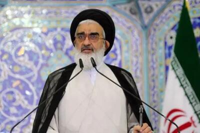 امام جمعه قم: آنچه در روزهای گذشته رخ داد، صلح نبوده بلکه صرفاً توقف موقت جنگ بود