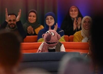وظیفه سنگین «جناب خان» در ایام جنگ - اکونیوز