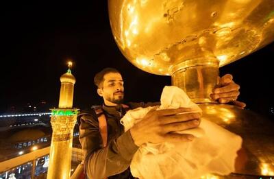 ببینید | شستشوی مناره‌های حرم امام حسین (ع) به مناسبت ماه محرم
