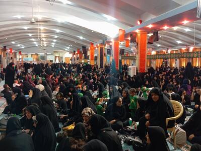 مراسم شیرخوارگان حسینی در لارستان فارس برگزار شد