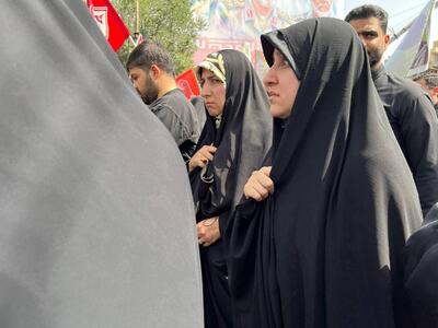 حضور معاون امور زنان در تشییع پیکر شهدای اقتدار
